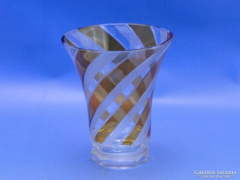 0C070 Régi cseh különleges csiszolt üveg pohár