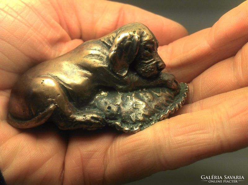 Vizsla kölyök bronz szobor miniatúra