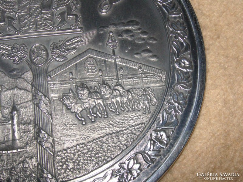 Bavarian tin plaque, 16 cm, exquisitely made decorative object, with Bavarian symbols.