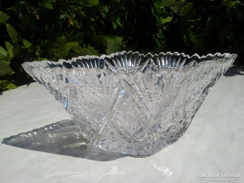 Art deco rhombus offering lead crystal