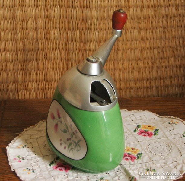 Ceramic married coffee grinder