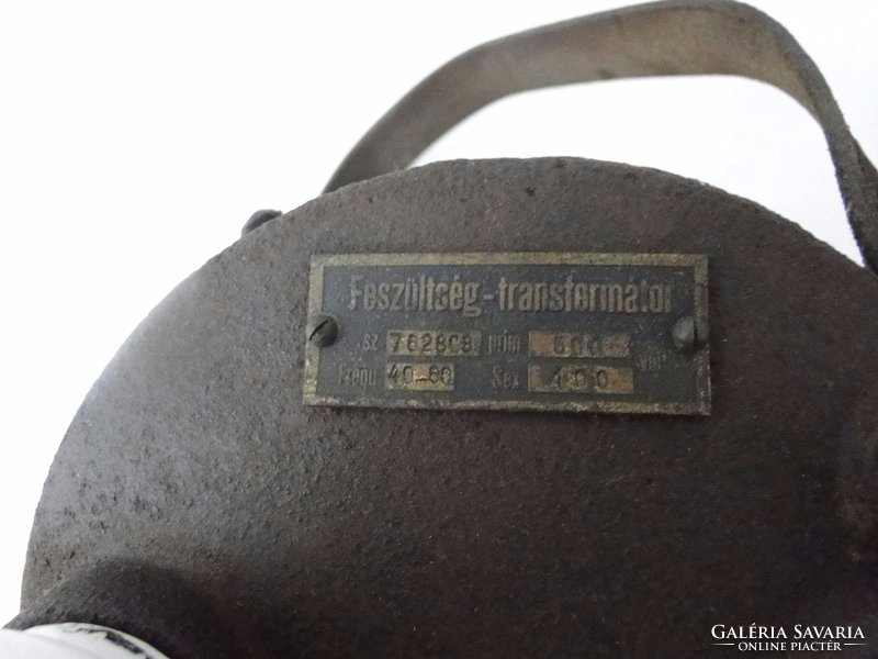 8877 Antik hordozható transzformátor