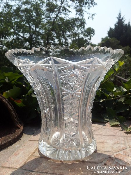 Antique queen lead crystal vase