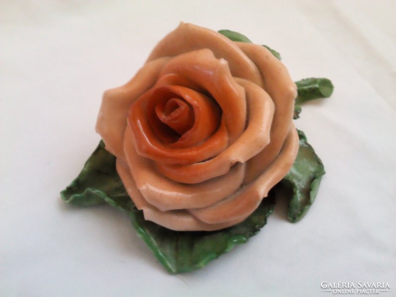 Régi jelzett porcelán rózsa