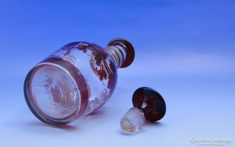 0C669 Antik szőlőfürtös pálinkás kínáló üveg