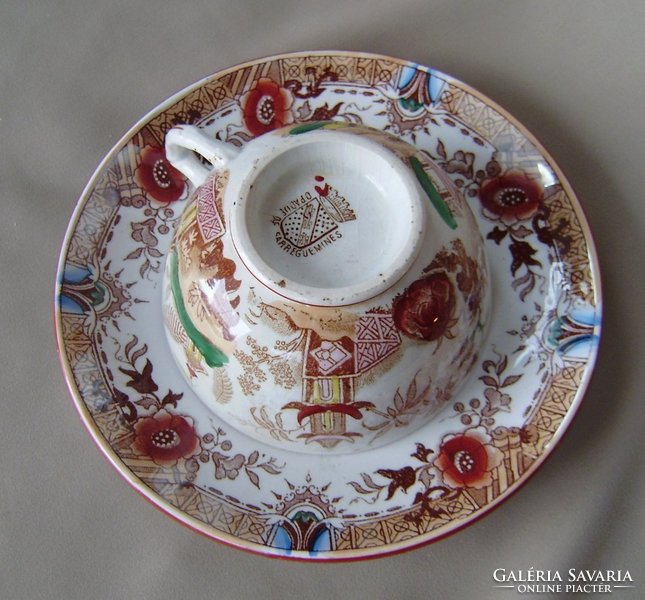 Antik Sarreguemines /1875-1900 között/ teás csésze aljjal