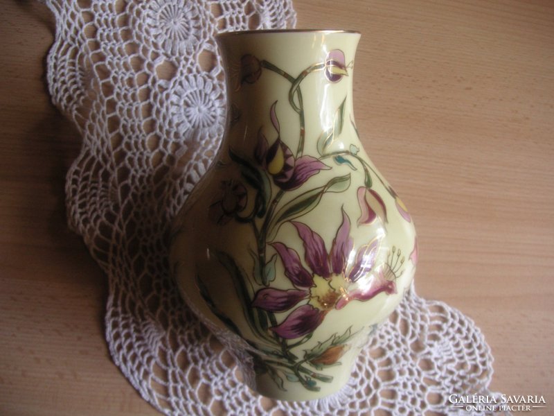 Zsolnay orchid, hand-painted, exclusive vase