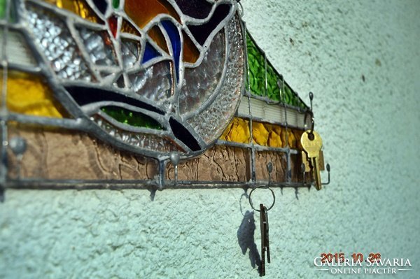 ​Tiffany bird 11-piece wall key holder by artist.