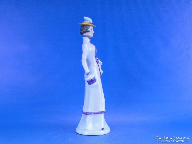 0C726 Jelzett nagyméretű porcelán nő figura