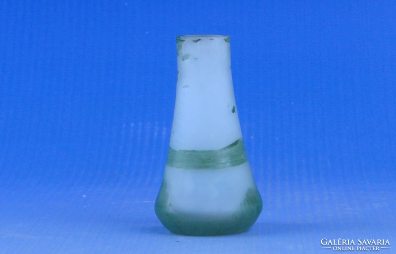 0D105 Antik festett Daum jellegű rétegelt üvegváza