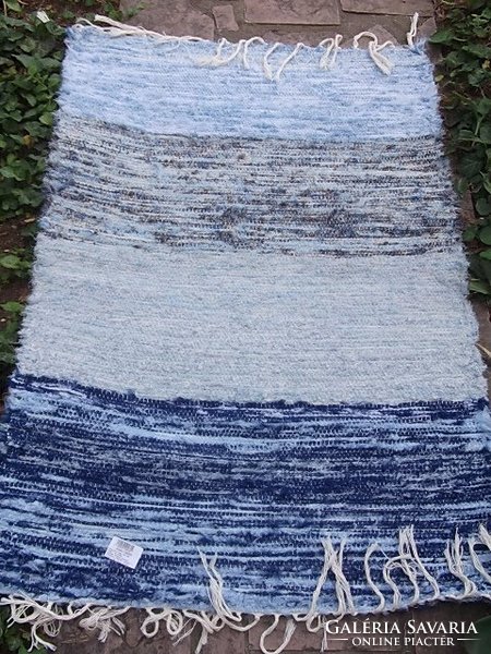 Home-woven carpet-quality pieces