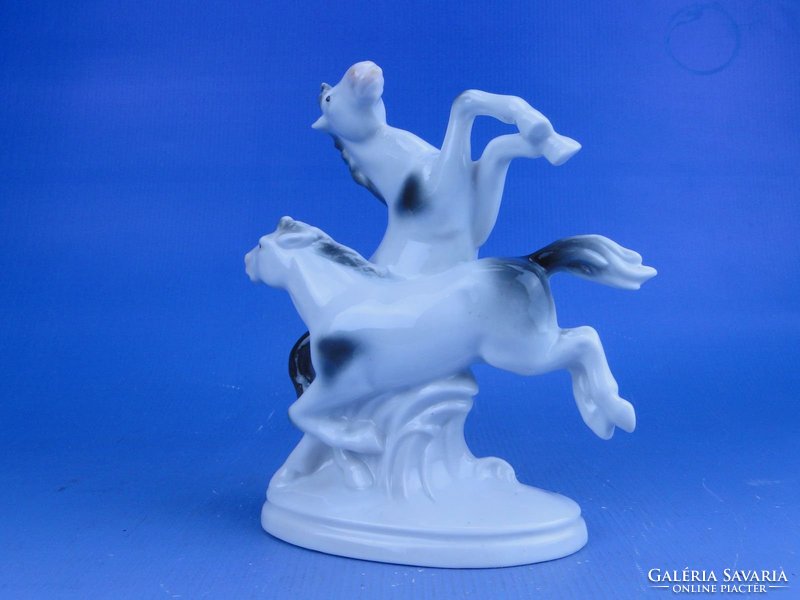 0D381 Jelzett BOCK-WALLENDORF porcelán ló szobor