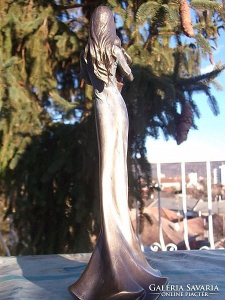 Fiatal hölgy gyermekkel bronzozott szobor+díszdoboza új, ajándékba is