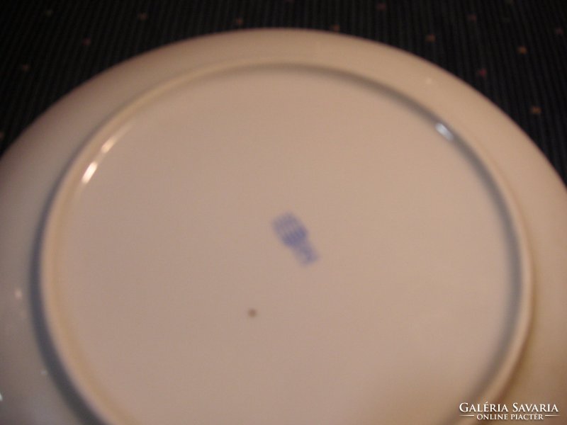 Zsolnay paradicsom madaras fali  tányér , 18  cm