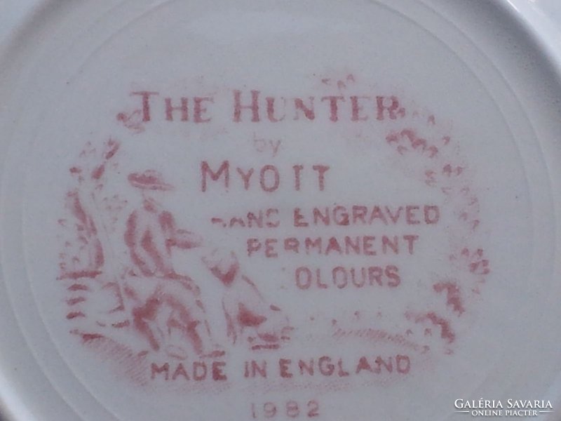 English the hunter faience plate