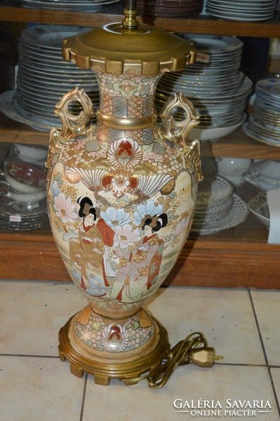 Japán porcelán lámpa