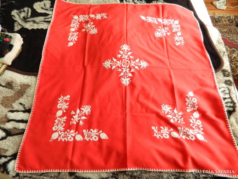 Large red Kalocsa pattern tablecloth