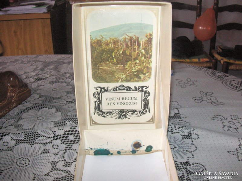 Tokaji old gift box