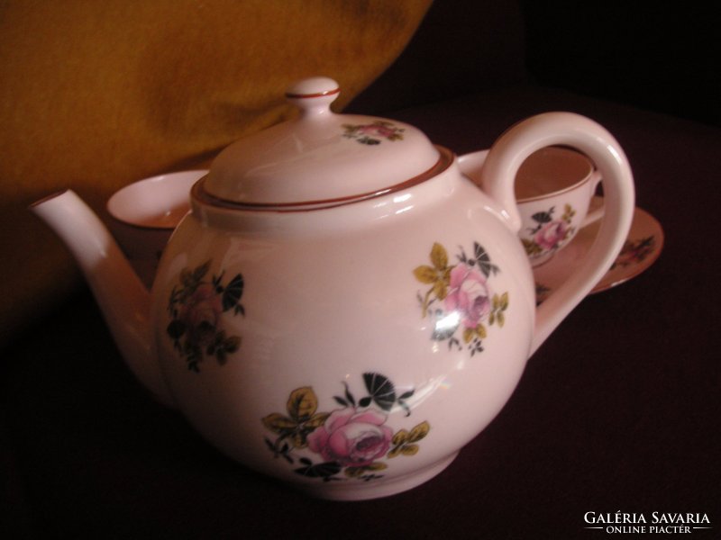 Zsolnay pink tea pot and two tea cups with a small plate, with a shield mark
