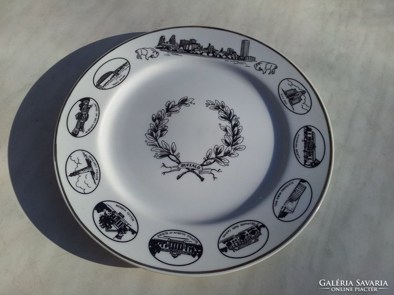 Buffalo decorative plate