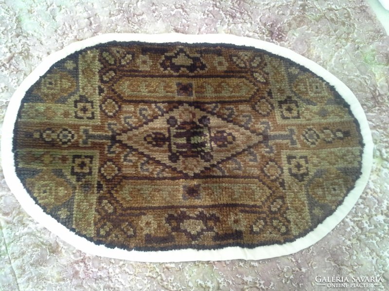 60 X 40 oval, unique, antique plush tablecloth, centerpiece