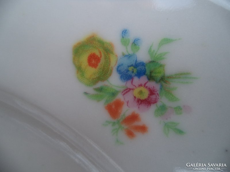Virágmintás Drasche tányérok