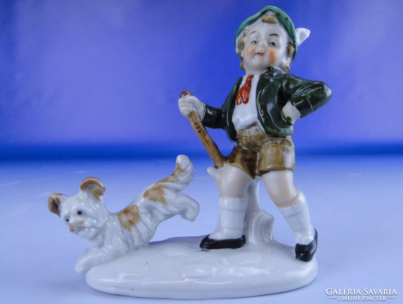 0E228 Régi Bertram jellegű porcelán figura