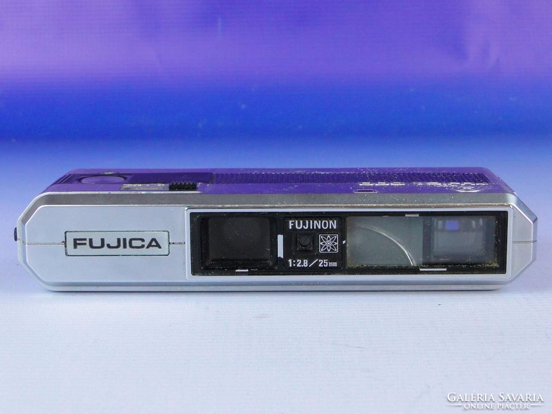 0E247 FUJICA 500 analóg fényképezőgép 1:2,8/25mm