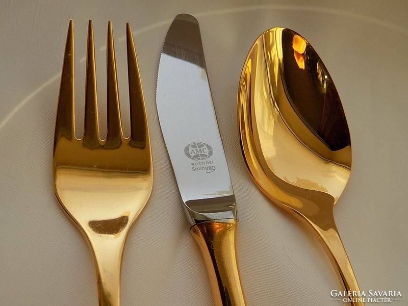 Curiosity antique 24 carat gold cutlery with 12 eyes.Pur luxury