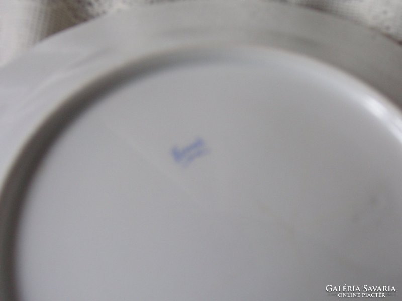 Herend flat plates