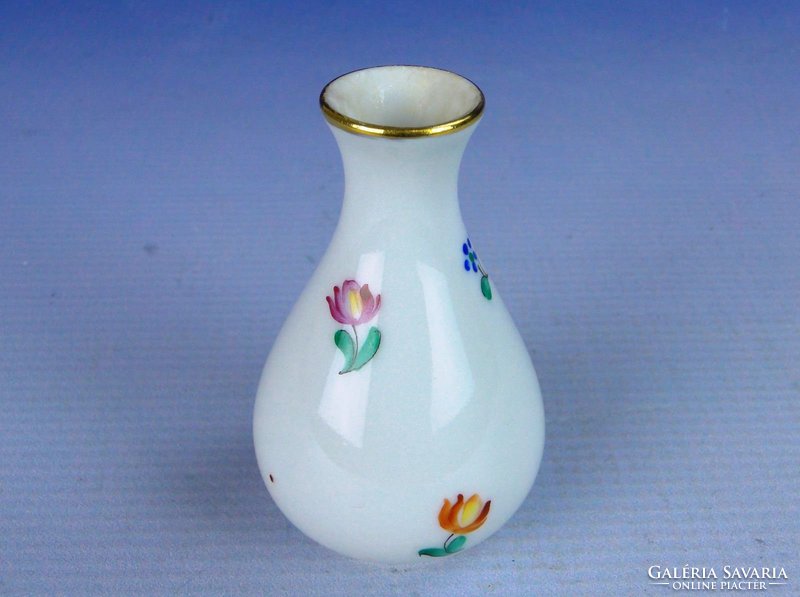 0E882 Herendi mini váza ibolyaváza