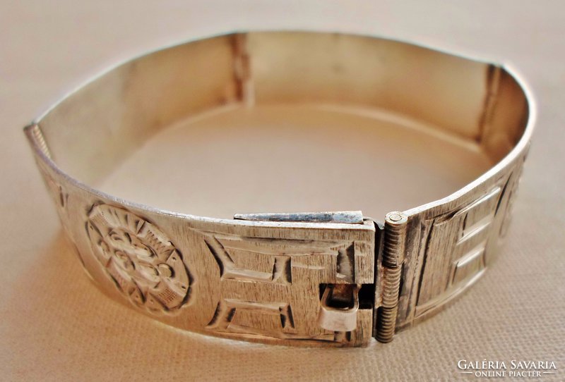 Beautiful old engraved silver bracelet