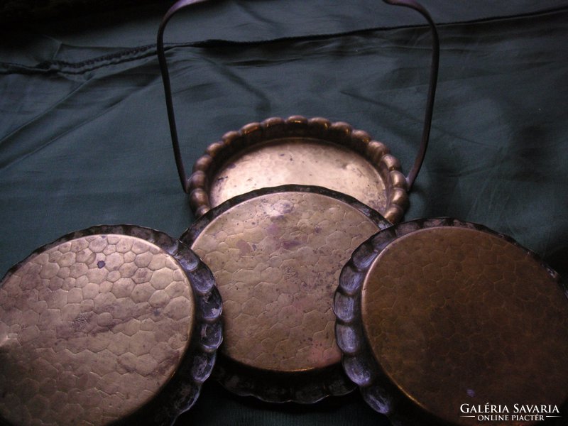 Antique copper small plates