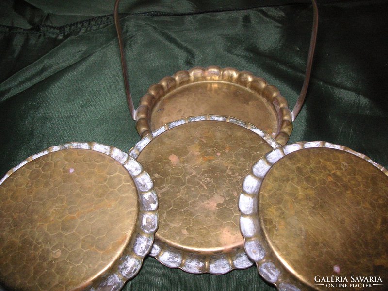 Antique copper small plates