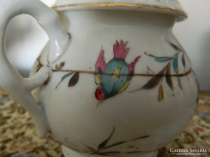 Kézzel festett madár és virágmintás ősrégi cukortartó