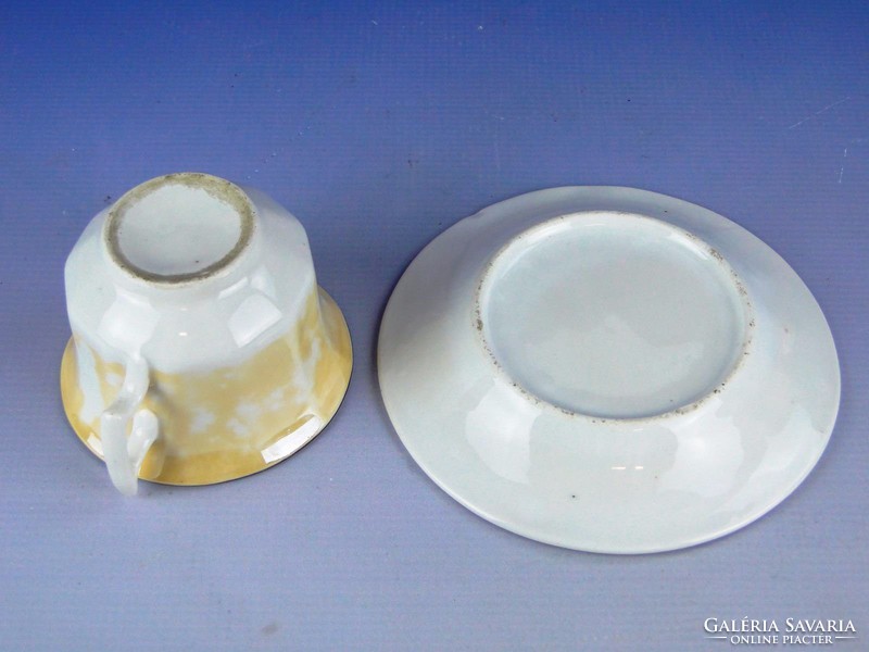 0F572 Antik vastagfalú porcelán teás csésze