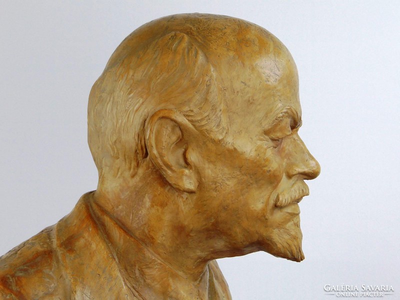 0F056 Pátzay Pál : Hatalmas Lenin terrakotta büszt