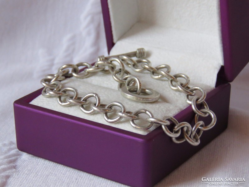 Showy silver bracelet