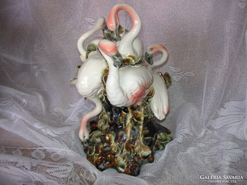 Flamingos, special, good quality porcelain