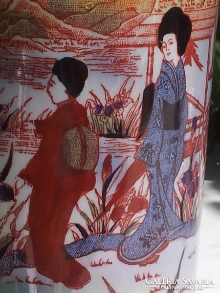 Japanese geisha victoria vase
