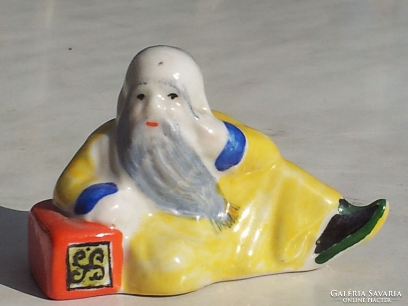 Meditating Chinese sage