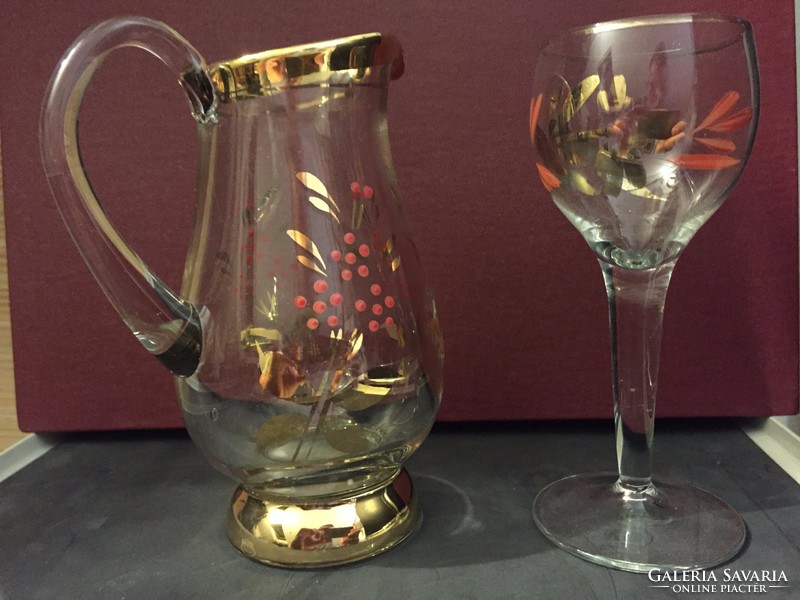 Decorative glass serving set