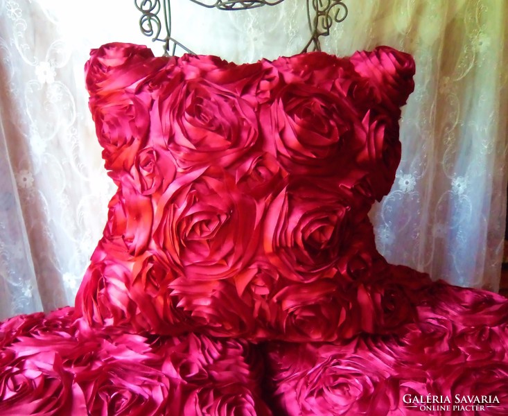 Rose pillow