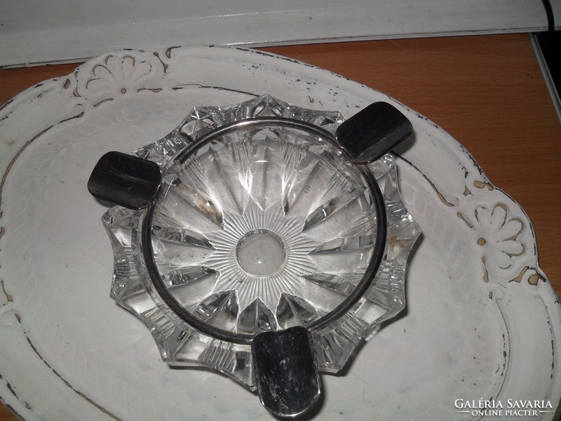 Cast glass ashtray