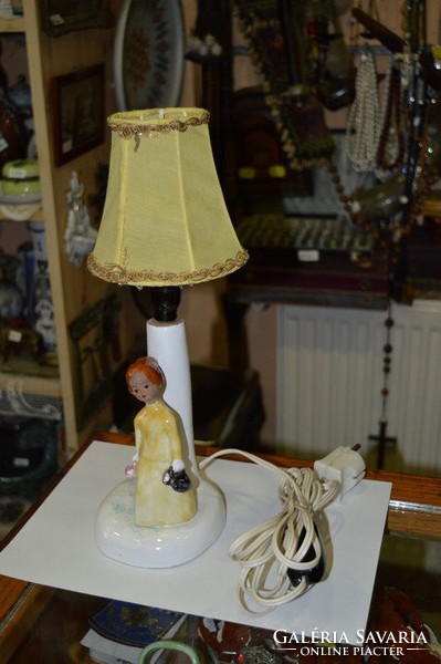 Figurális kerámia lámpa