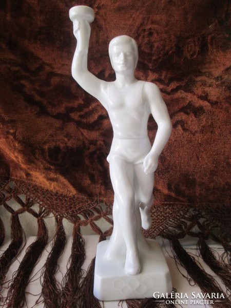 Nazi imperial porcelain athlete 1936 Berlin Olympic torch curiosity
