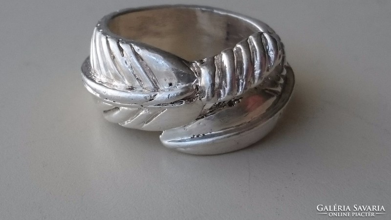 Ezüstözött különleges gyűrű "madártoll" 