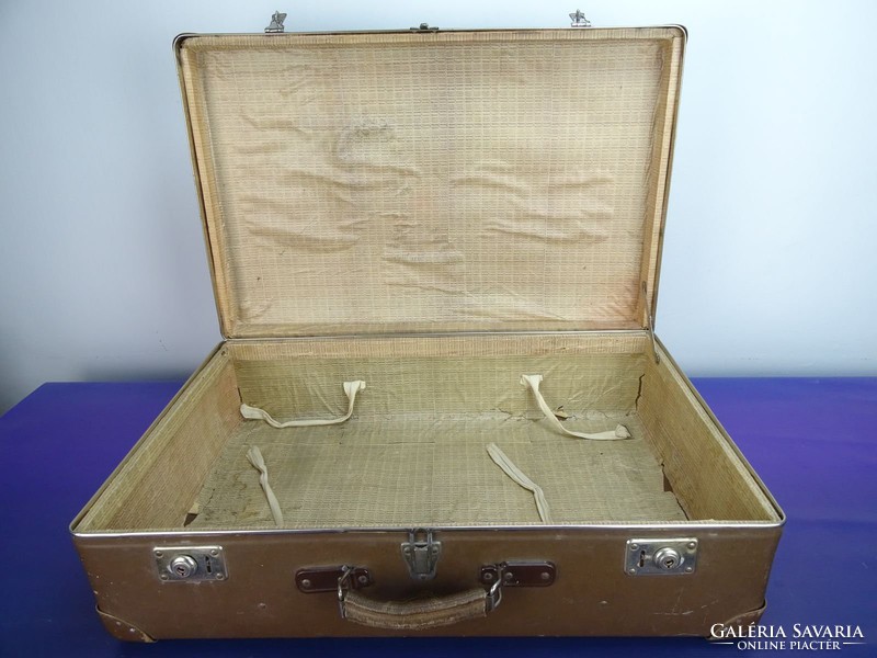 0H854 Retro csehszlovák utazó táska bőrönd koffer