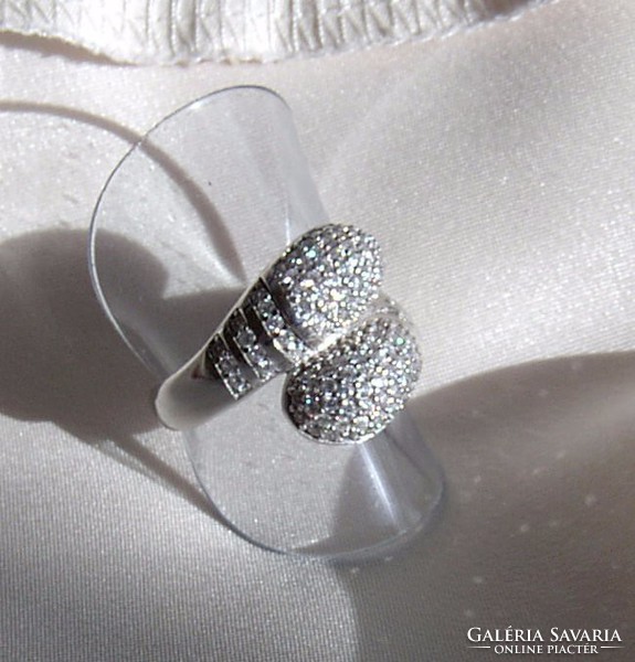 Silver snake head ring decorated with zirconium (usa 8)