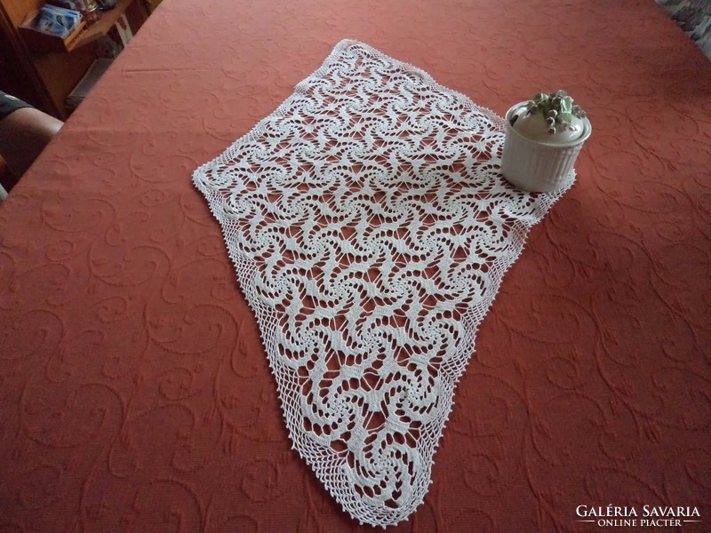 Beautiful lace tablecloth - centerpiece 80x48 cm